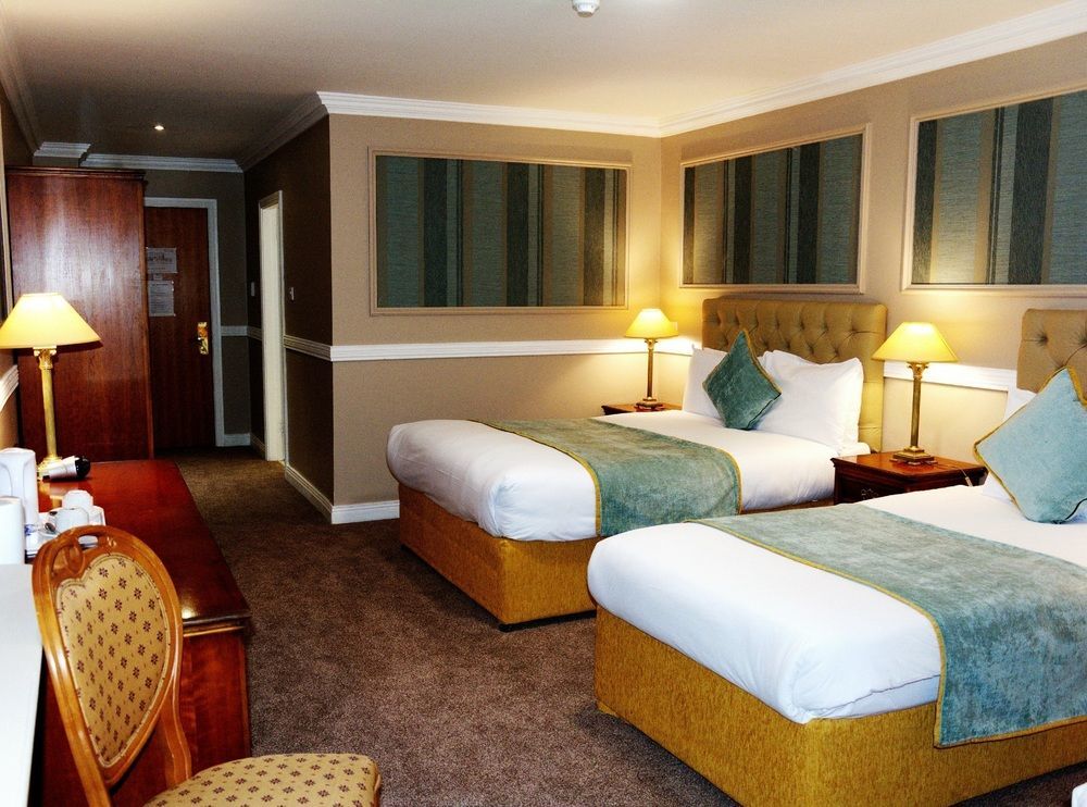 Ashbourne Court Hotel Exterior photo